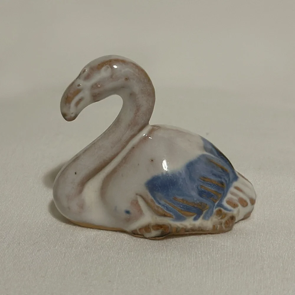 VINTAGE Hand Painted Ceramic Sitting Flamingo Miniature Figurine 1.5”